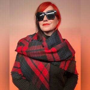 QUAGGA / Red Black Blue Plaid Shawl Scarf Wrap / Fringe